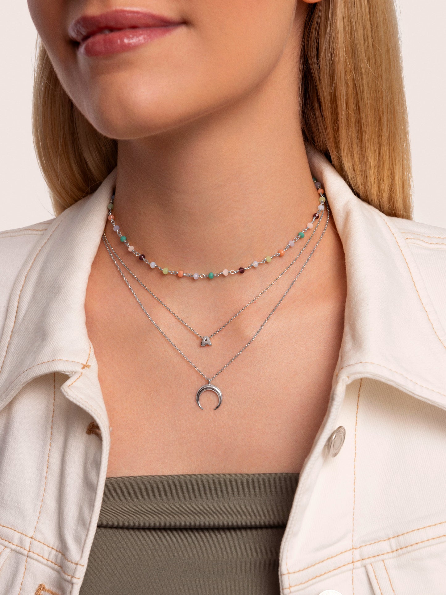 Zilveren ketting met gepersonaliseerd initiaal